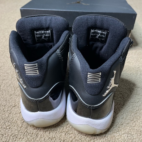 Jordan 11 “Jubilee” - Picture 4 of 6